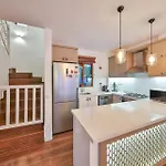 Seftali Seaview 4 Beds