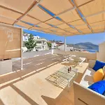 Vila Seftali Seaview 4 Beds