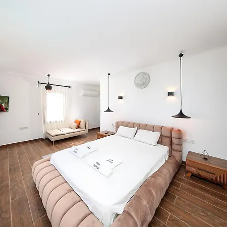 Seftali Seaview 4 Beds Villa Kaş