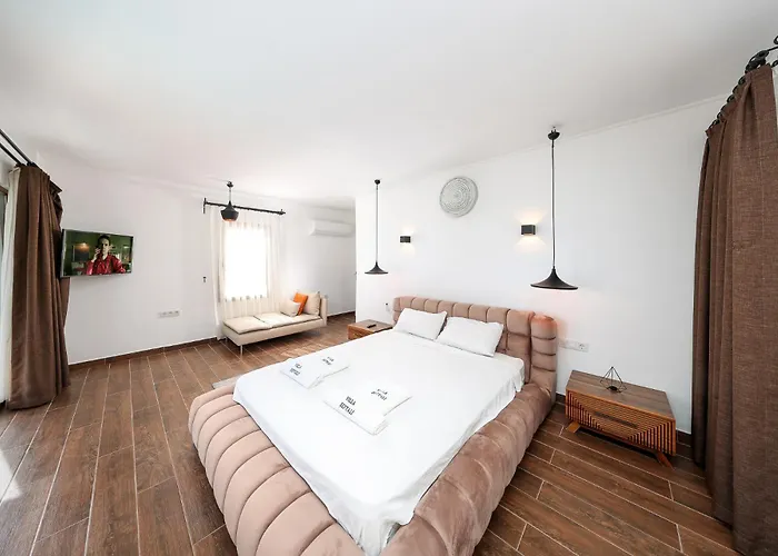 Seftali Seaview 4 Beds Villa Kaş