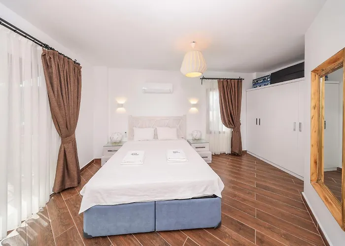 Seftali Seaview 4 Beds Villa Kaş